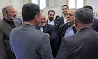 بازدید چهارساعته دکتر ظریف از نمایشگاه «پیشگامان پیشرفت»